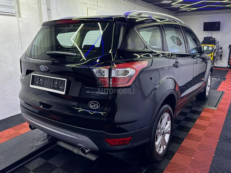 Ford Kuga NOV N O V