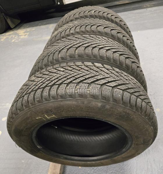 Pirelli 185/65 R15 Zimska