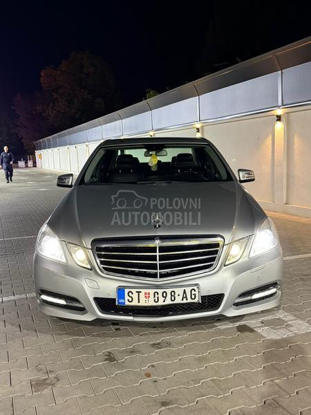 Mercedes Benz E 300 