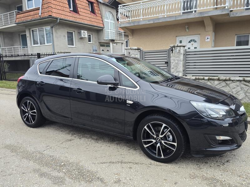 Opel Astra J 1.6 cdti COSMO