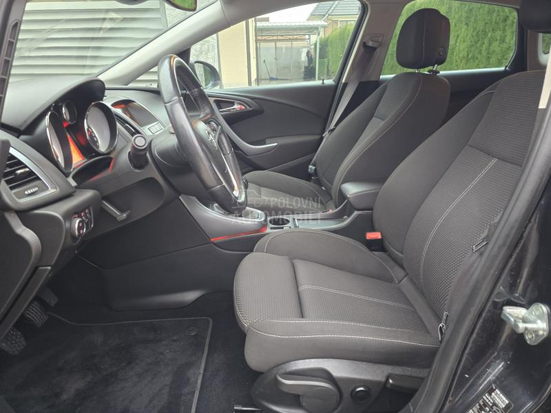 Opel Astra J 1.6 cdti COSMO