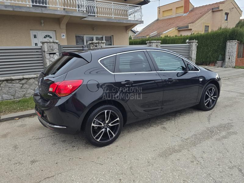 Opel Astra J 1.6 cdti COSMO