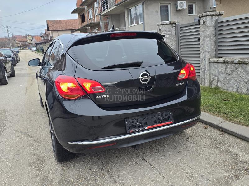 Opel Astra J 1.6 cdti COSMO
