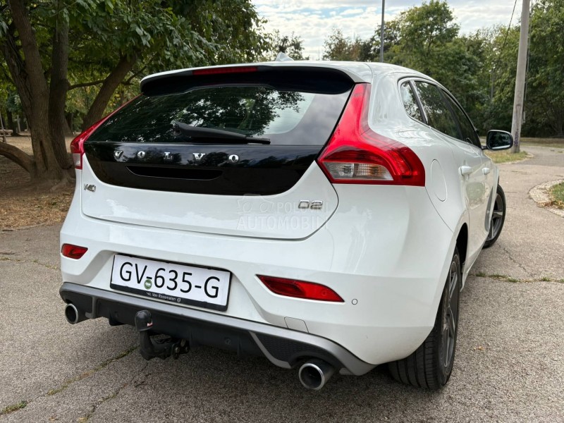 Volvo V40 r-design 2.0diz D2