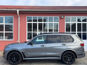 BMW X7 M60i