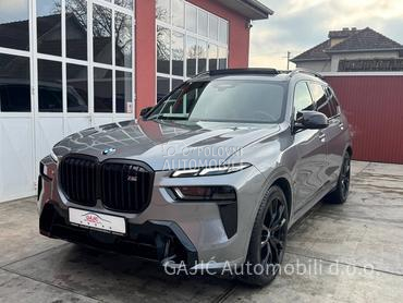 BMW X7 M60i