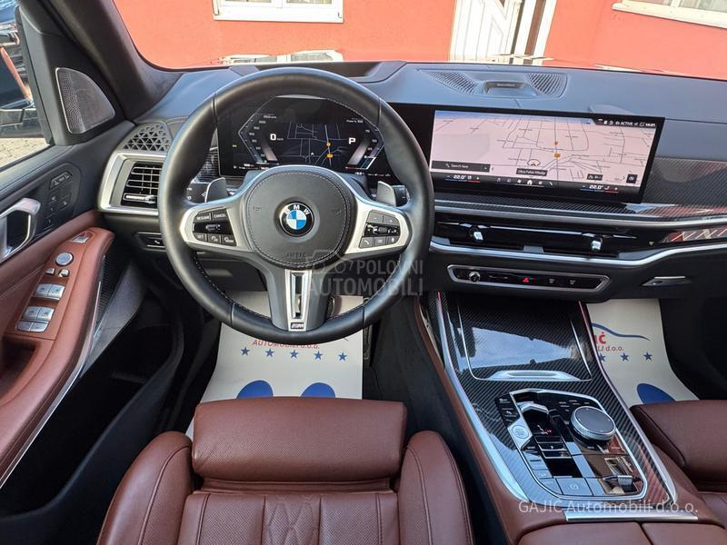 BMW X7 M60i