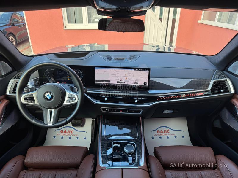 BMW X7 M60i