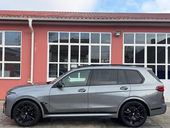 BMW X7 M60i