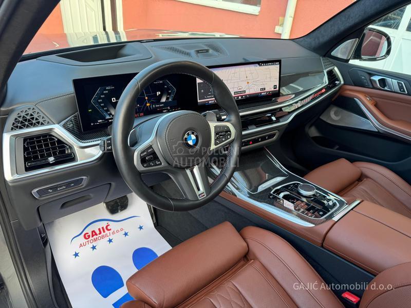 BMW X7 M60i