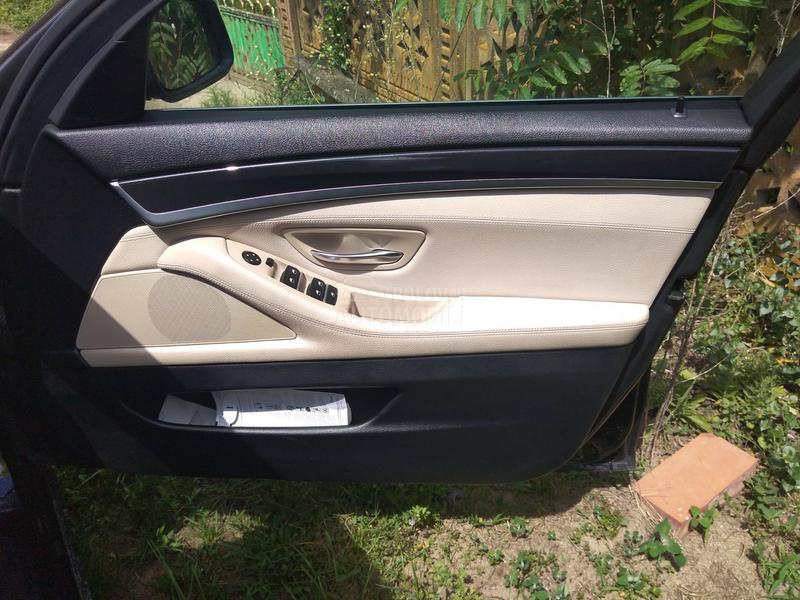 Delovi za BMW 520