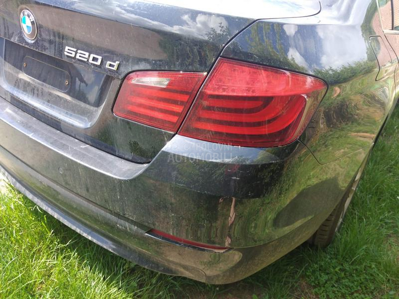 Delovi za BMW 520