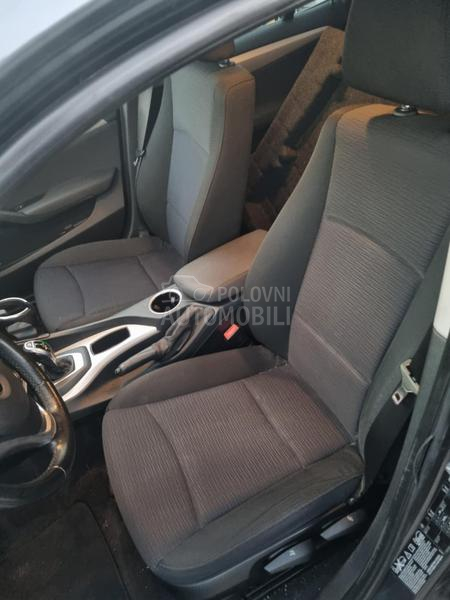Delovi za BMW X1