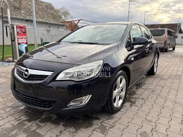 Opel Astra J 1.7 CDTI
