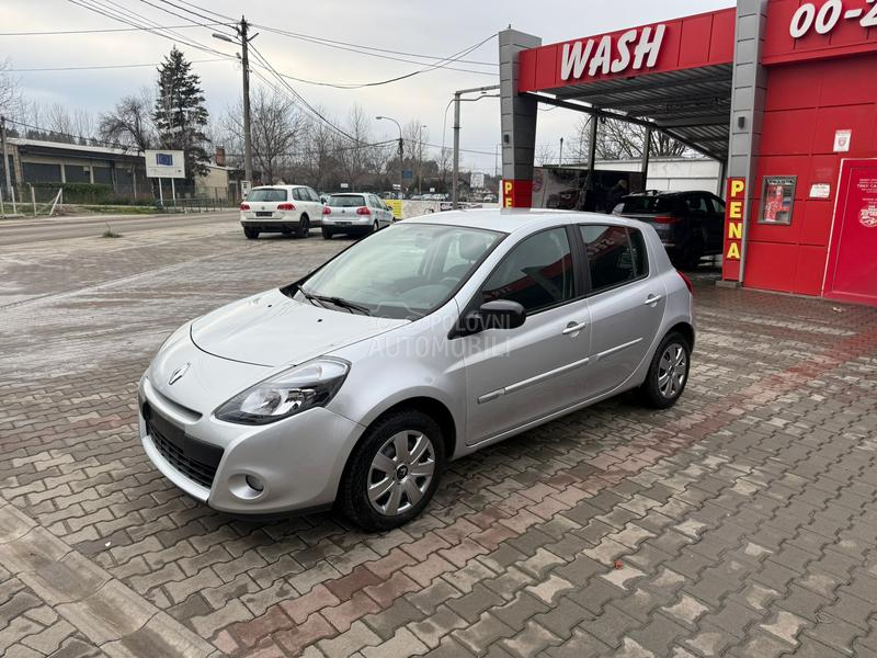 Renault Clio 1.2b t.o.p