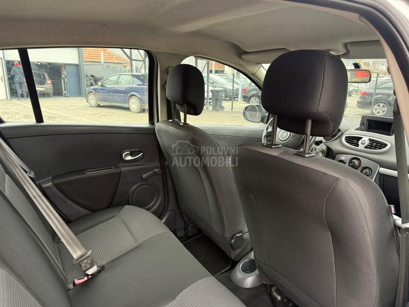 Renault Clio 1.2b t.o.p