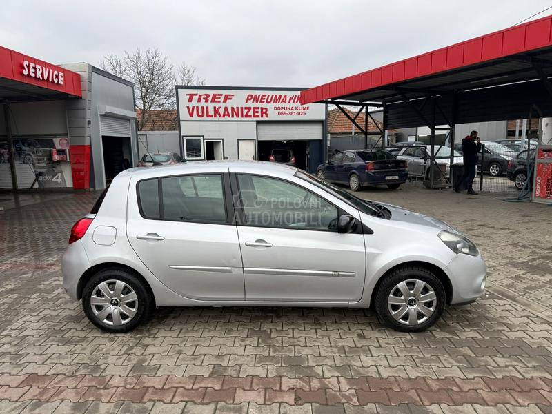 Renault Clio 1.2b t.o.p