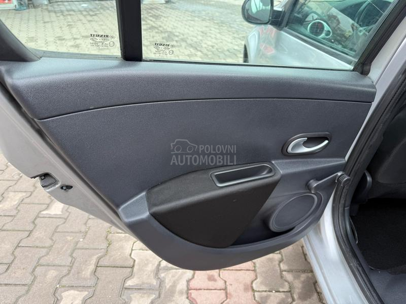 Renault Clio 1.2b t.o.p