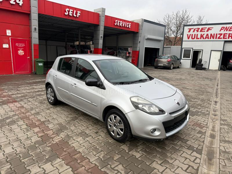 Renault Clio 1.2b t.o.p