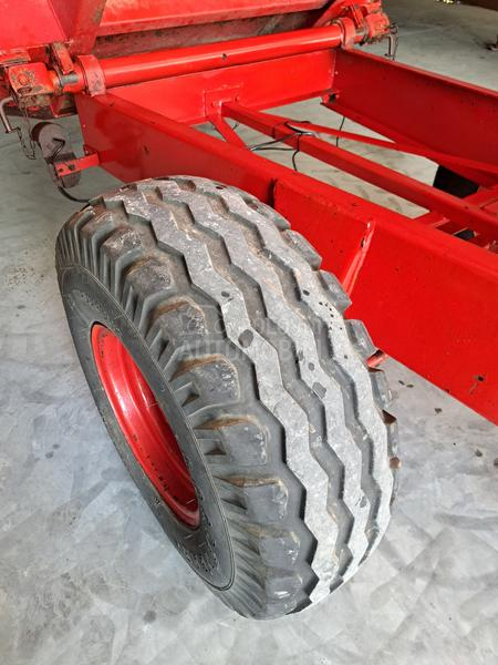 Krone 6,6t i Marolf 6,5t