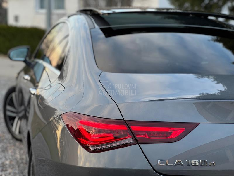 Mercedes Benz CLA 180 d PANO/MB/MEMO