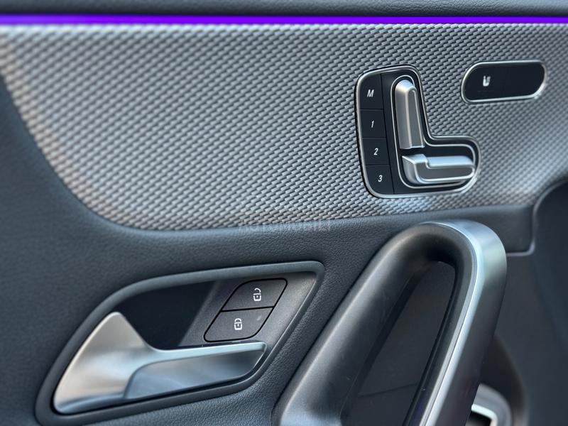 Mercedes Benz CLA 180 d PANO/MB/MEMO