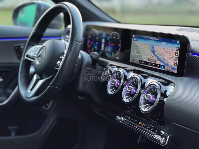 Mercedes Benz CLA 180 d PANO/MB/MEMO