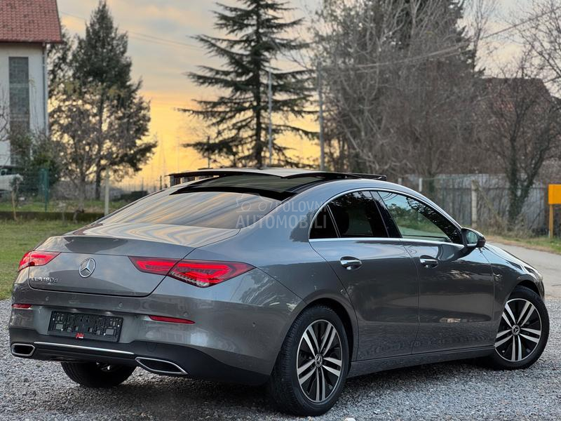 Mercedes Benz CLA 180 d PANO/MB/MEMO