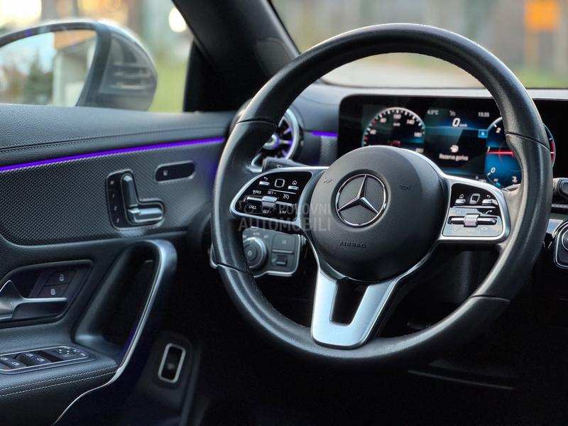 Mercedes Benz CLA 180 d PANO/MB/MEMO