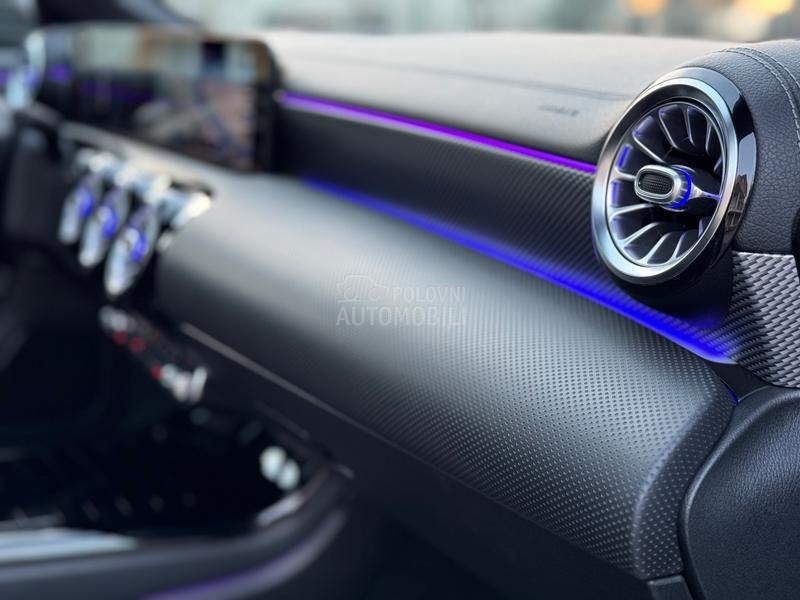 Mercedes Benz CLA 180 d PANO/MB/MEMO