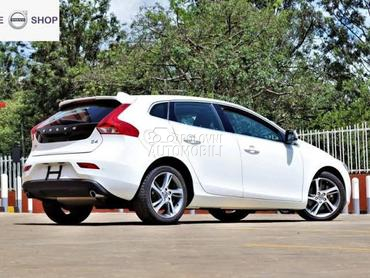 V40 delovi za Volvo V40 od 2013. do 2018. god.