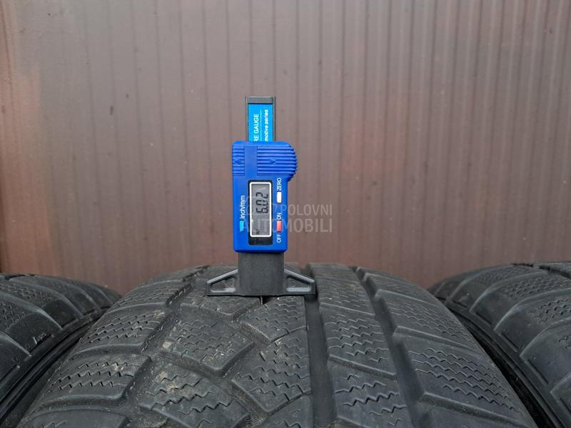 Continental 235/60 R18 Zimska