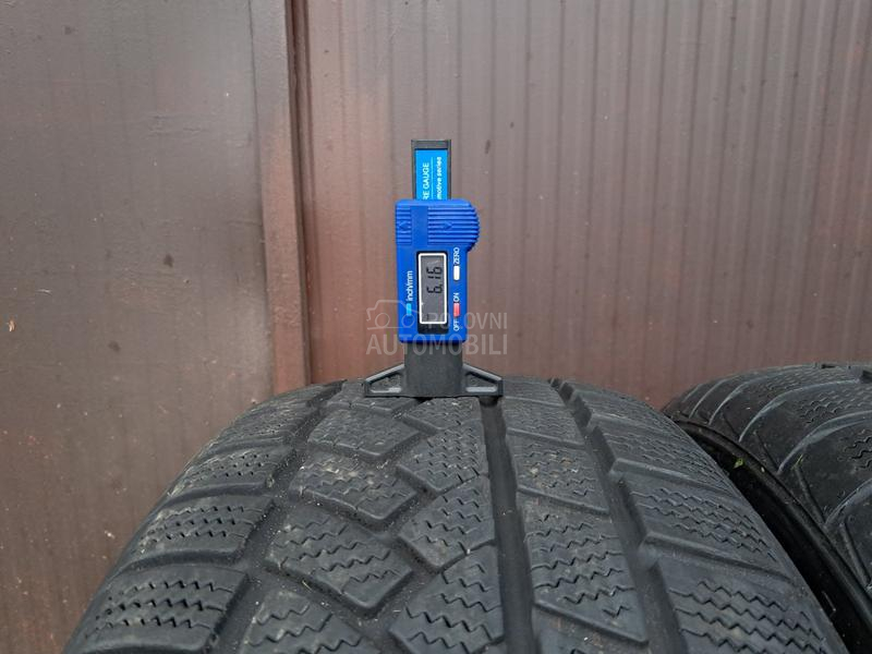 Continental 235/60 R18 Zimska