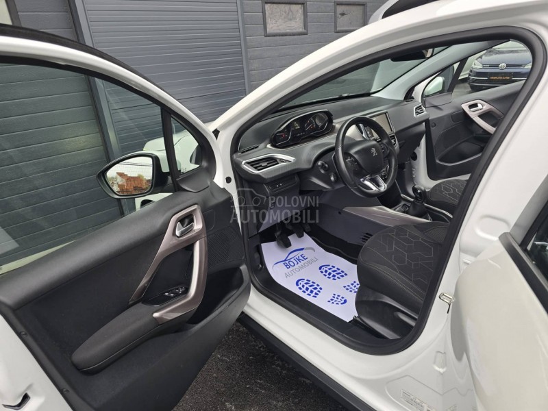 Peugeot 2008 1.6HDI