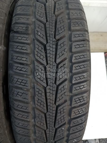 Semperit 185/60 R15 Zimska