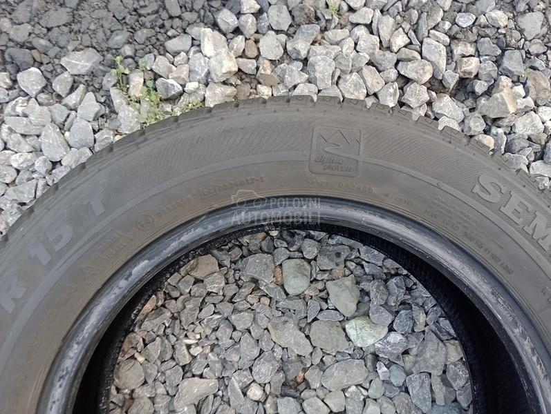 Semperit 185/60 R15 Zimska