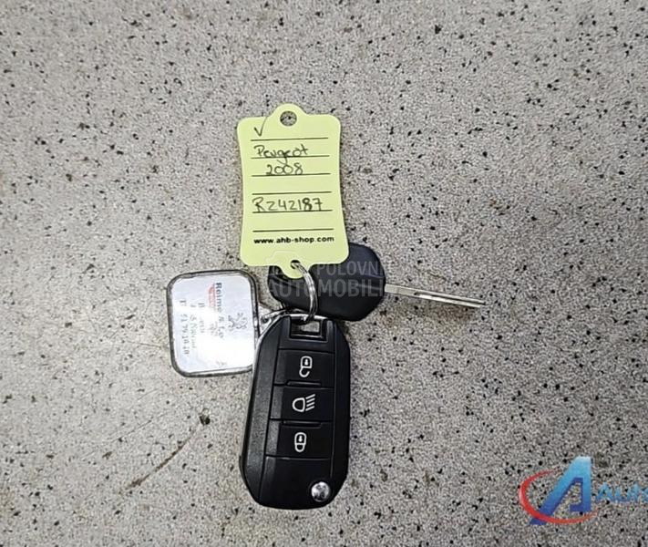 Peugeot 2008 Auto.110hkkamera