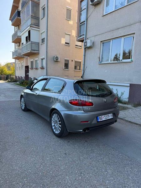 Alfa Romeo 147 1.9 JTDm