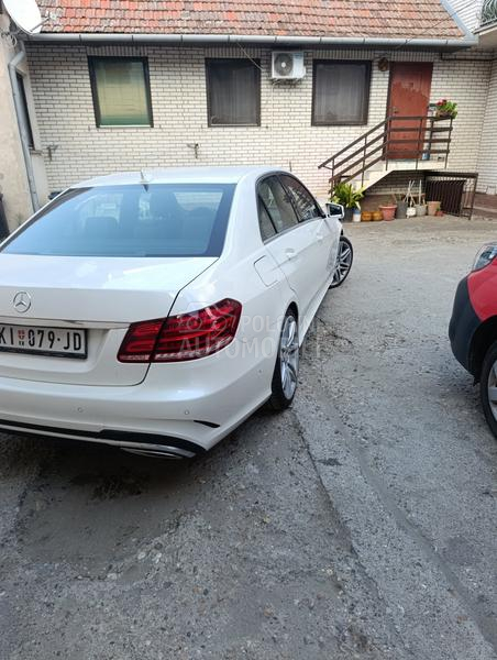 Mercedes Benz E 300 