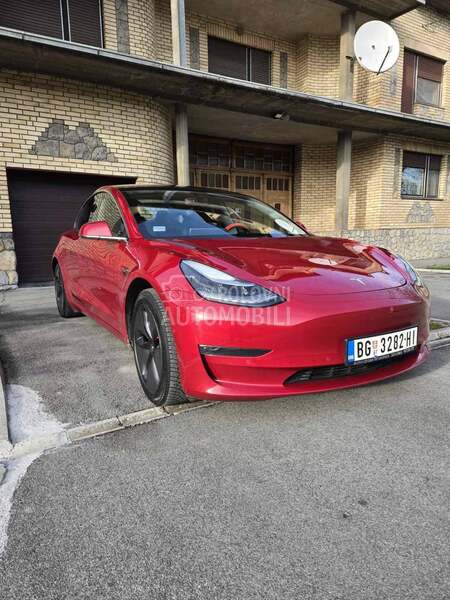 Tesla Model 3 Long Range AWD
