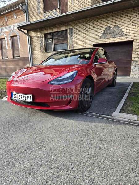 Tesla Model 3 Long Range AWD