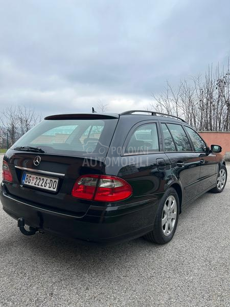 Mercedes Benz E 200 