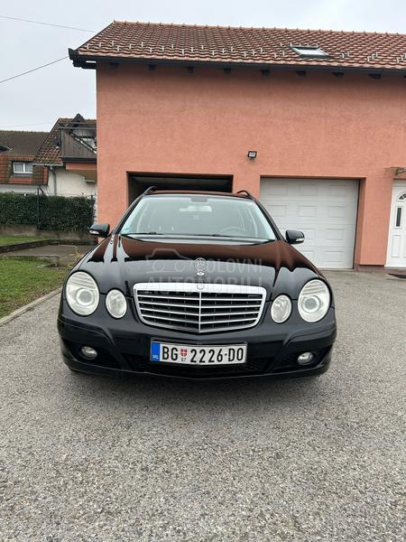 Mercedes Benz E 200 