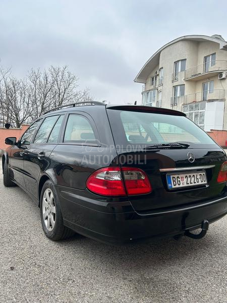 Mercedes Benz E 200 