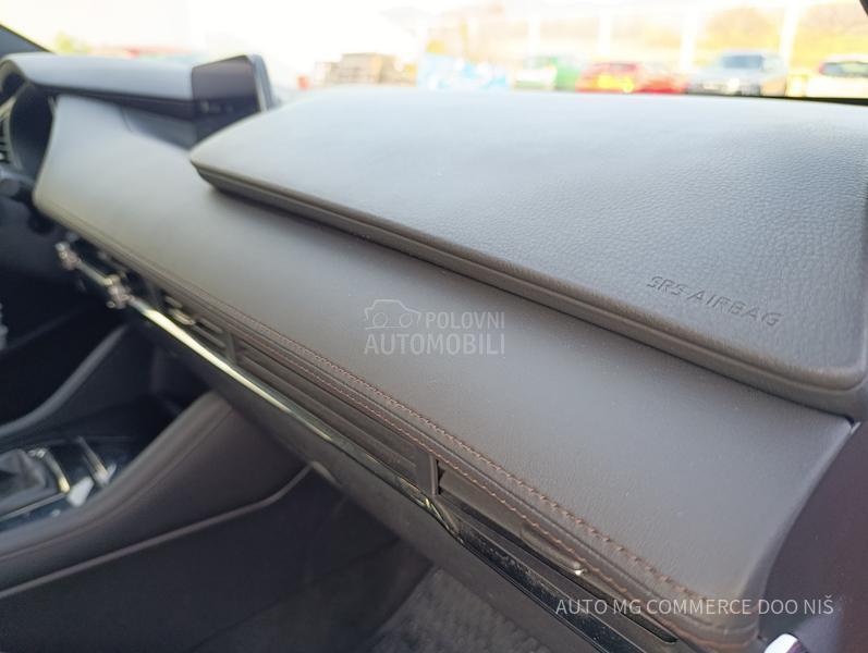 Mazda 3 G122 CENTRE LINE