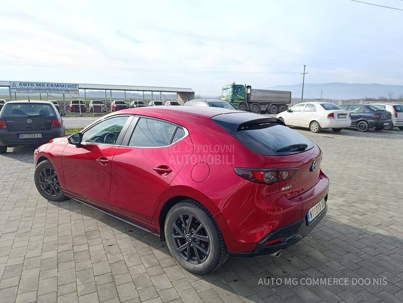 Mazda 3 G122 CENTRE LINE