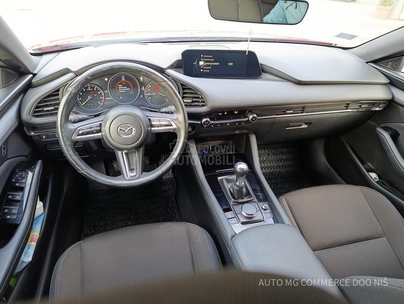 Mazda 3 G122 CENTRE LINE