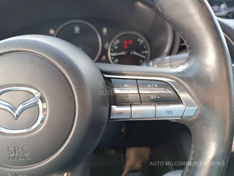 Mazda 3 G122 CENTRE LINE