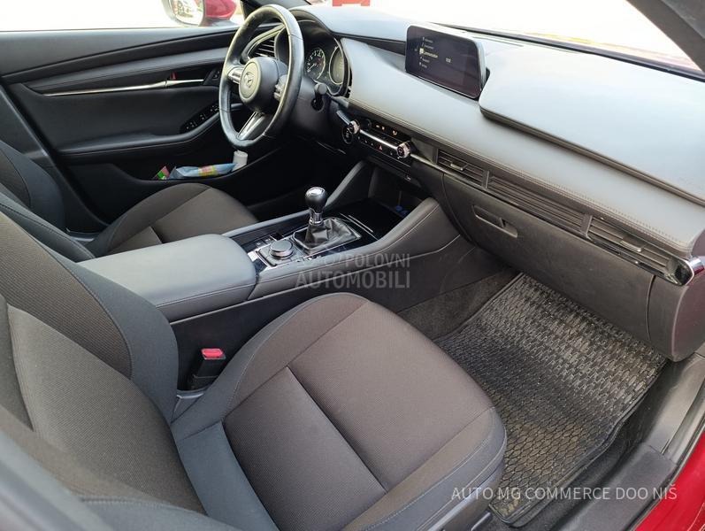 Mazda 3 G122 CENTRE LINE