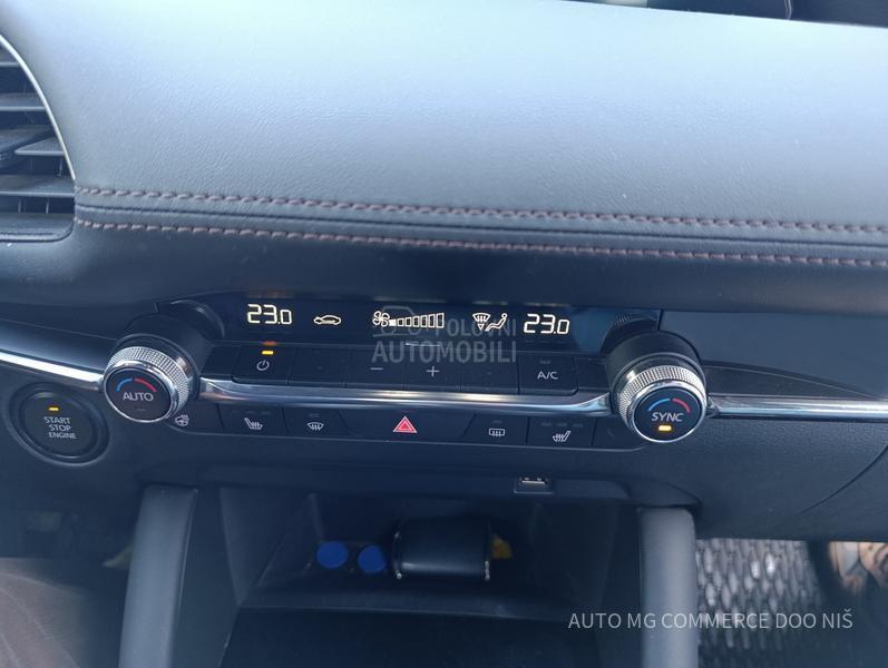 Mazda 3 G122 CENTRE LINE